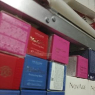 Kem chống nắng Nova + sữa rửa mặt nha đam