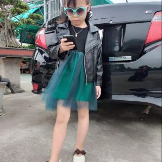 Quần áo trẻ em