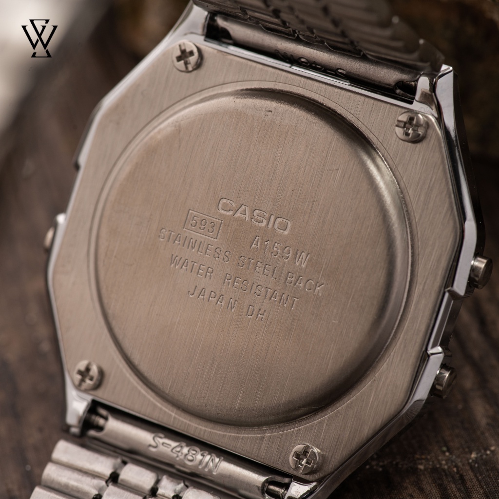 Đồng Hồ Điện Tử Nam Casio WATCHSTORE A159WA-N1DF Thiết Kế Mặt Kính Nhựa 33.2mm, Dây Kim Loại, Vỏ Mạ Crom Chắc Chắn