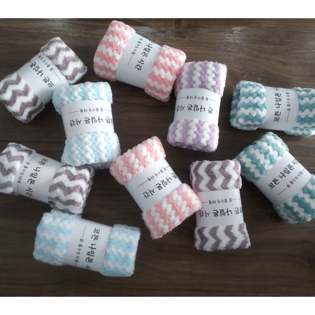 Khăn Mặt Lông Cừu Kẻ Sọc Hàn Quốc Siêu Thấm Giảm Mạnh