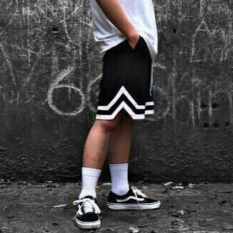 UNISEX QUẦN SHORT NAM NỮ VIỀN V LINE CÁ TÍNH-HươngSu (53-Qan-Dui-V)