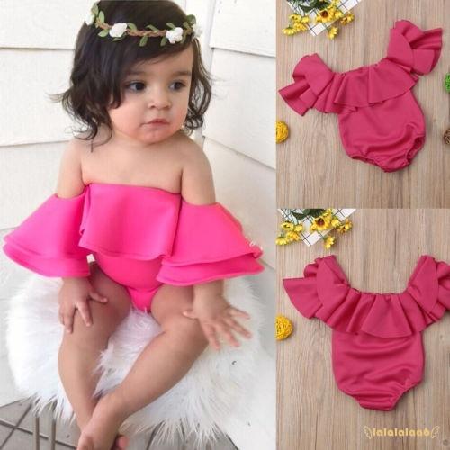 Bộ áo liền quần thiết kế trễ vai dễ thương dành cho bé gái