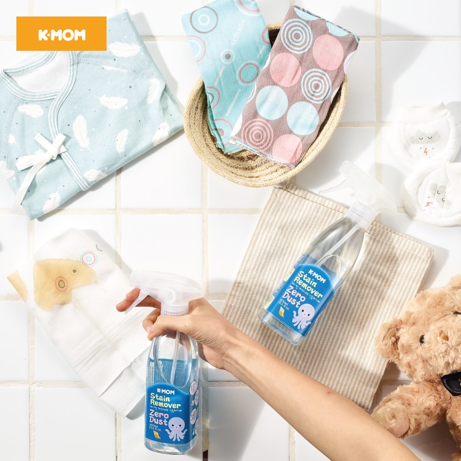 Nước tẩy vết bẩn quần áo Rezo Dust K-Mom Hàn Quốc chai xịt 400ml hương hoa quả dịu nhẹ