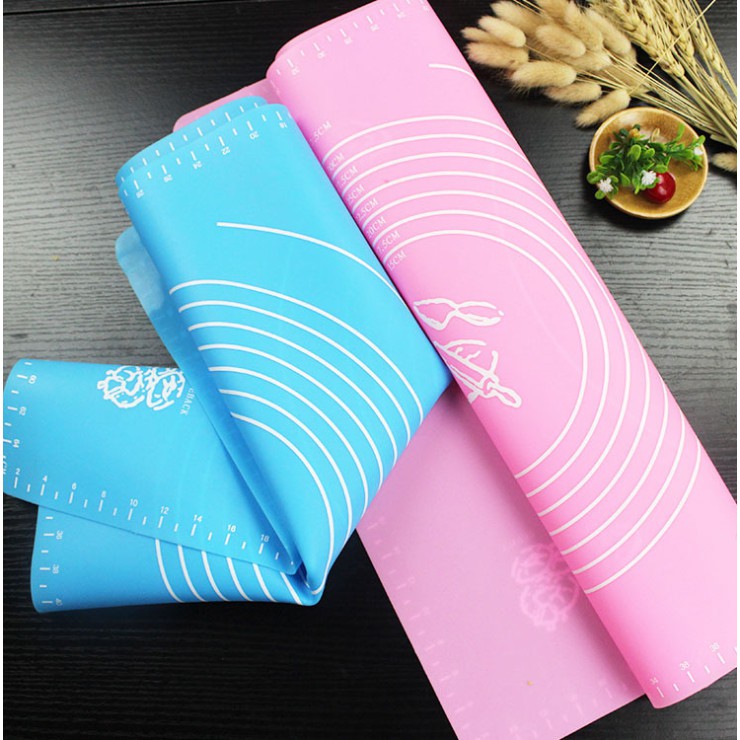 Tấm lót nhào bột bằng silicon tiện dụng cho làm bánh size 45x65 và 40x60 cm