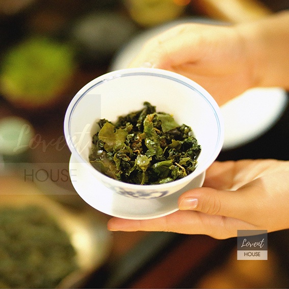 Trà Oolong Thiết Quan Âm - Ngũ đại danh trà Phúc Kiến - Hộp thiết khổng tước 100g - Hương hoa lan
