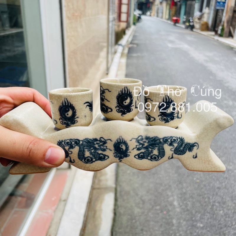 Kỷ ngai men rạn