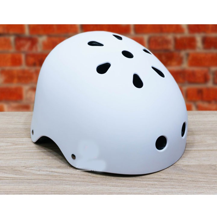 Nón bảo hiểm Thể Thao Feyu cho Bé