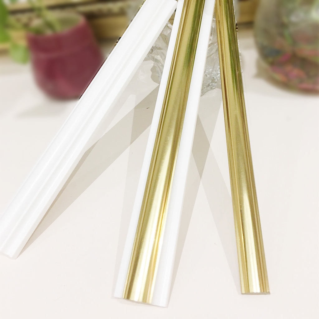 Phào chỉ nhựa ps 1.5cm nhũ vàng