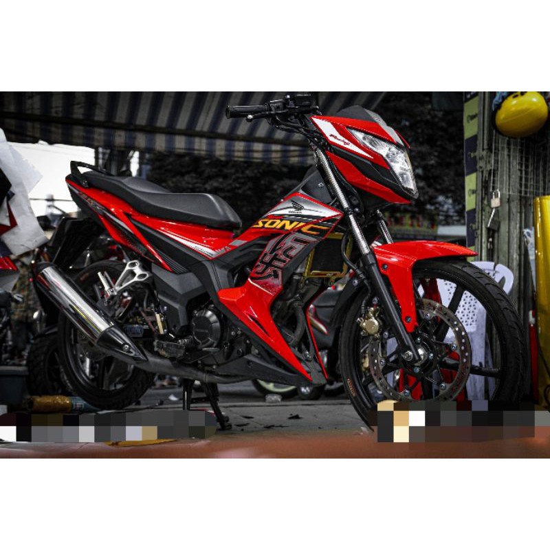 TEM RỜI SONIC 150 ĐỎ - DECALRUBY