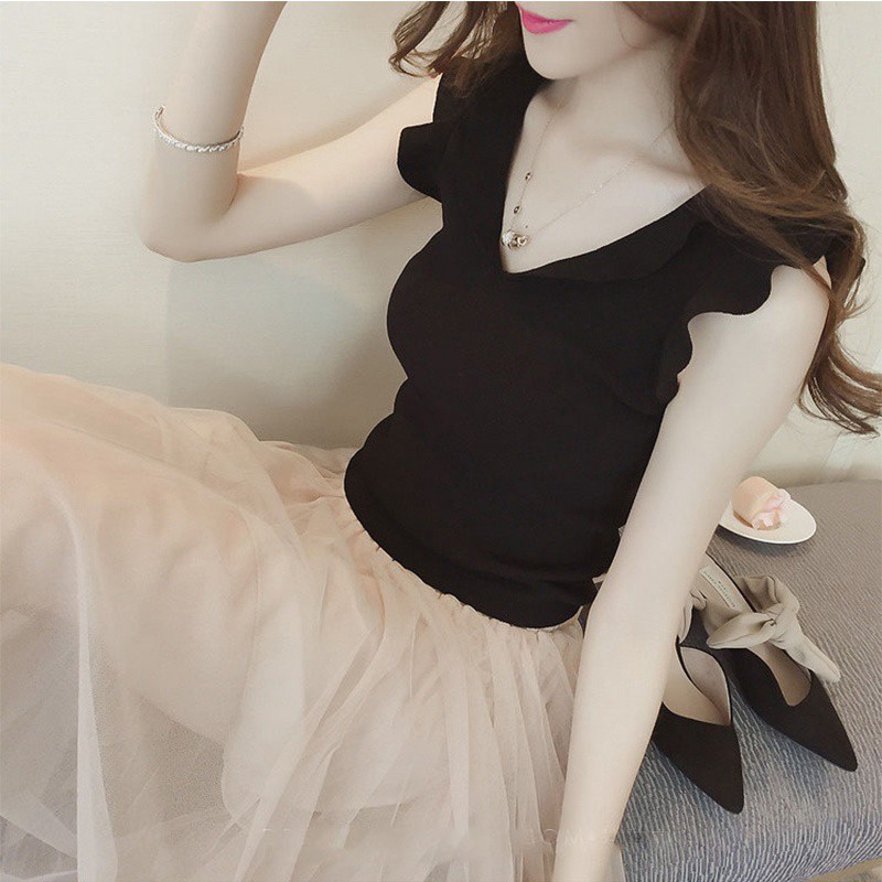 Áo len nữ tính nhún bèo kẻ sọc gợi cảm