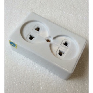 Ổ cắm đôi nổi ốp tường