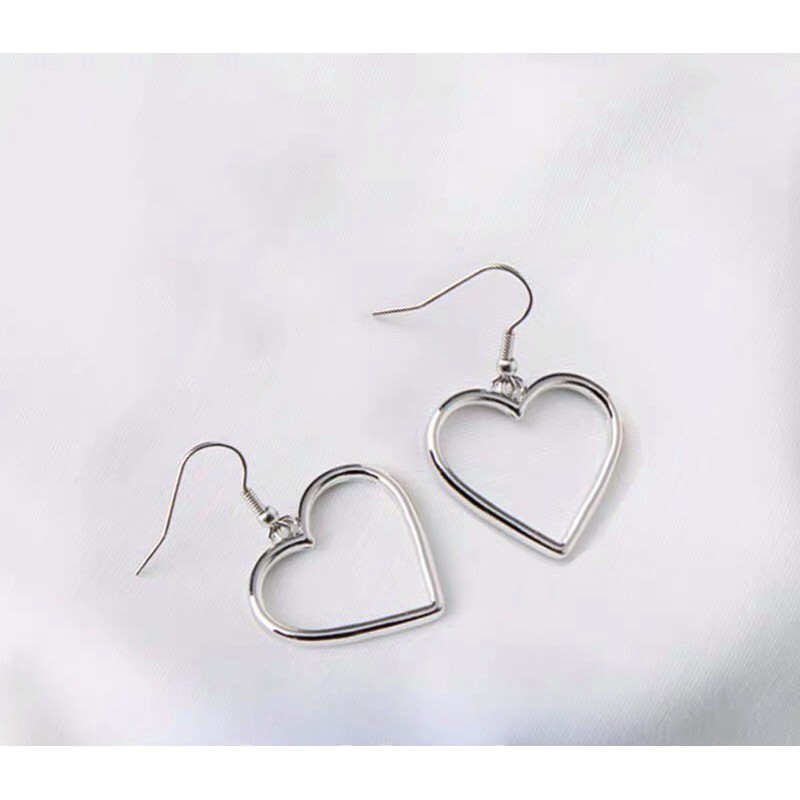 Rainbow Heart Dangle earrings khuyên tai trái tim phong cách hàn quốc