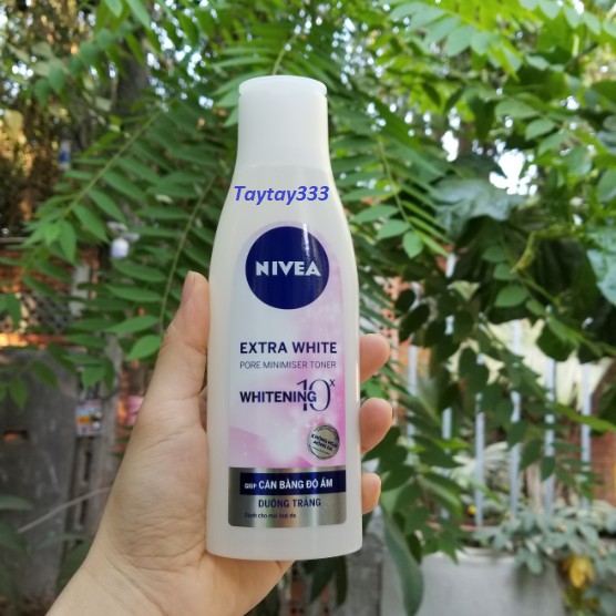 Nước hoa hồng Nivea giúp dưỡng trắng da & se khít lỗ chân lông (200ml)