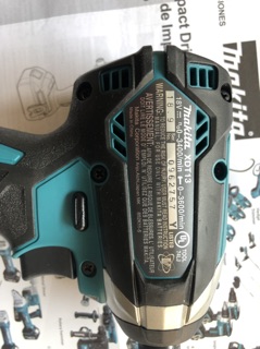 MÁY BẮT VÍT MAKITA XDT13