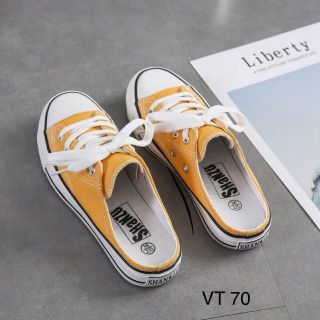 Giày sục thể thao trơn đẹp