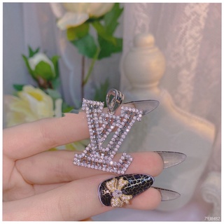 Mặt lẻ dây chuyền L.V 💎