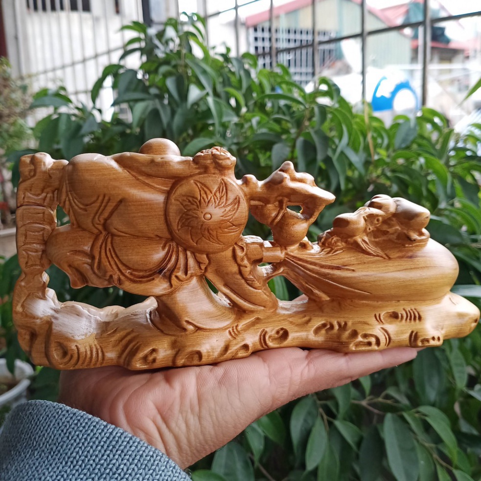 Tượng di lặc để xe ô tô
