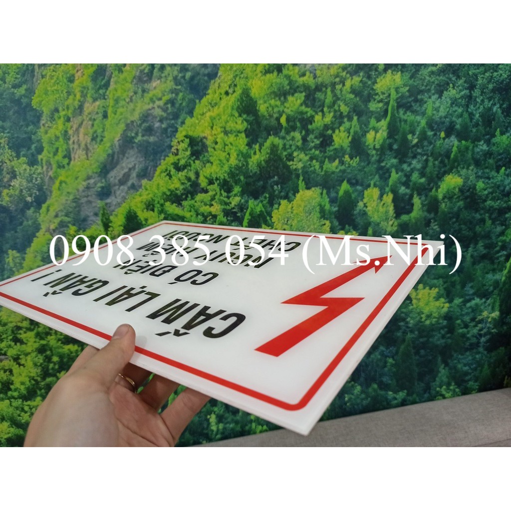 Bảng báo cấm lại gần có điện áp cao nguy hiểm chết người chất liệu mica- KT24x36cm