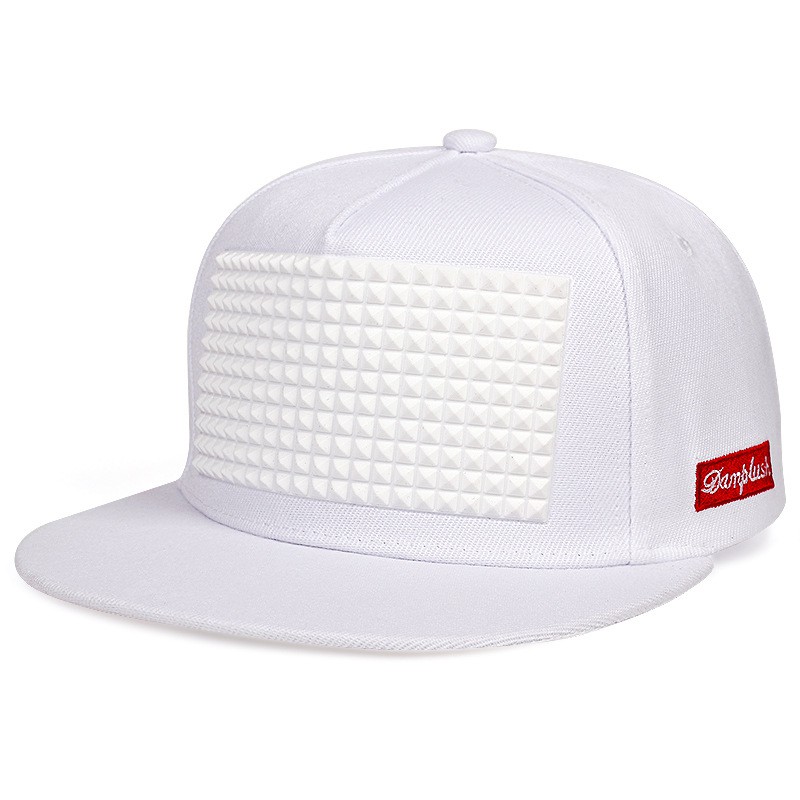 Nón snapback mặt đinh thời trang 2021