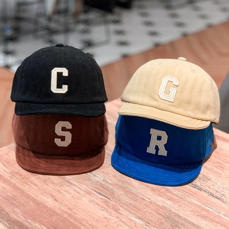 Mũ lưỡi trai vải nhung vành ngắn phẳng họa tiết chữ phong cách thu đông Nhật Bản cổ điển dành cho cặp đôi