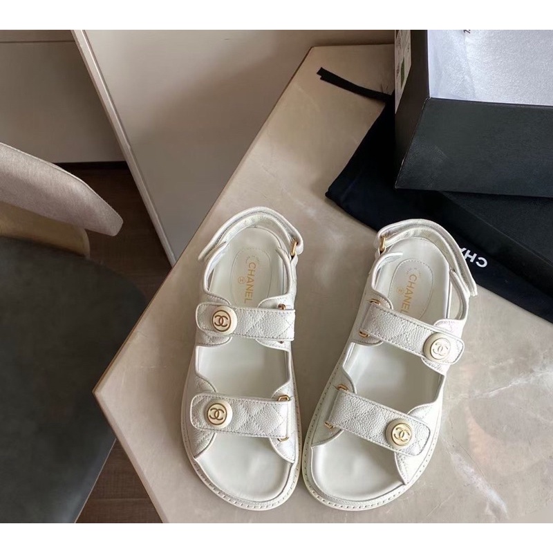 Sandal chanel trần trám quai dán