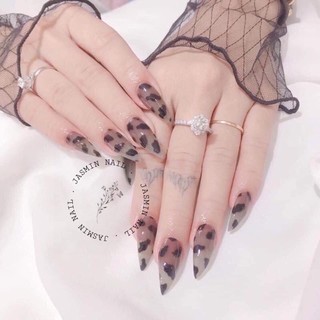 móng úp nailbox da beo đen