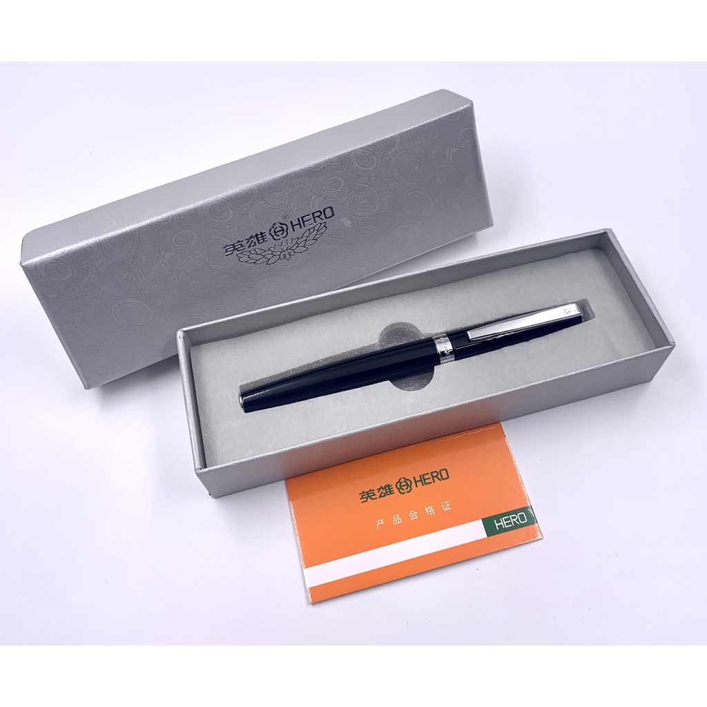 Bút máy Hero 382 thiết kế thân kim loại