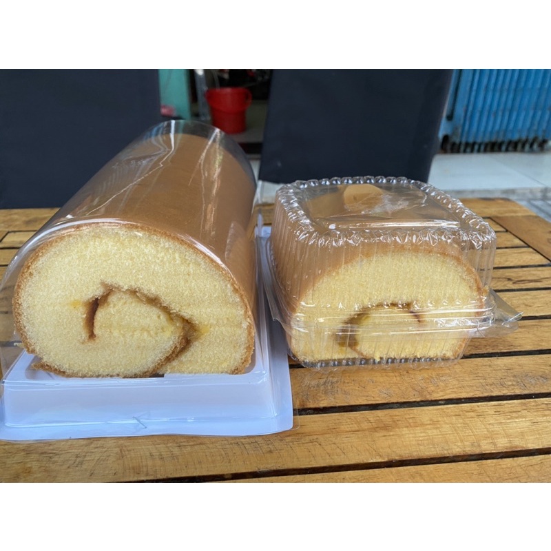 Bánh Bông Lan Cuộn Mứt Thơm