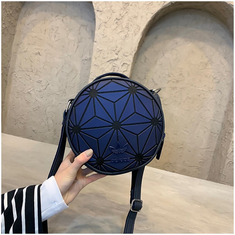 Túi trống mini tròn lv nữ đeo chéo đeo vai đựng điện thoại thiết kế thời trang ulzzang phong cách trẻ trung năng động | BigBuy360 - bigbuy360.vn