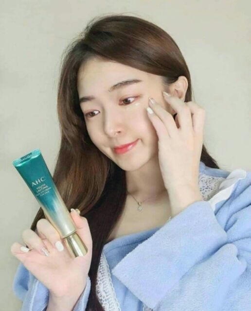 KEM MẮT AHC REAL EYE CREAM FOR FACE- SEASON 9