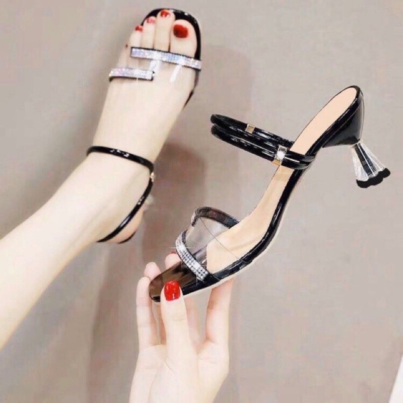 Giày sandal cao gót kiểu 6p hoa quai trong phối xoàn nhuyễn 2 kiểu mang