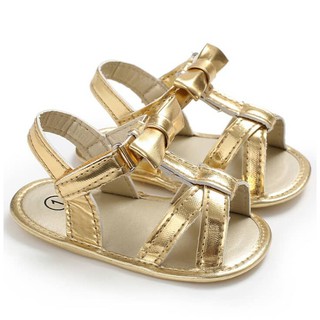 Sandal tập đi bé gái
