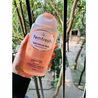 Dung dịch vệ sinh Fem.Fresh - Úc