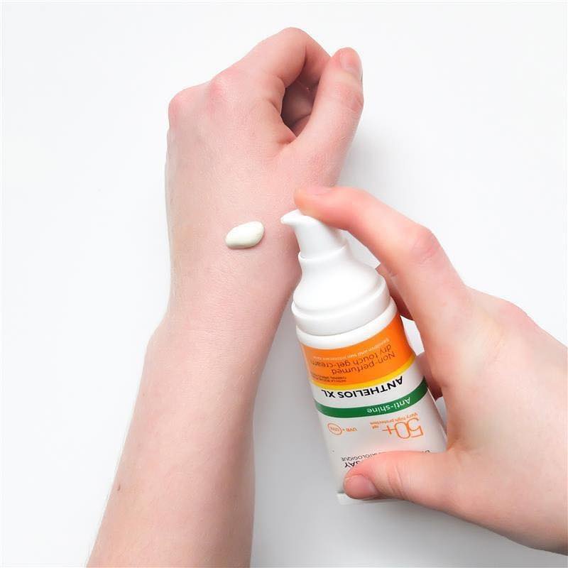 Kem Chống Nắng La Roche Posay Anthelios Anti-Shine Dry Touch Gel Cream SPF 50+ Cho Da Dầu Chống Nước Kháng Mồ Hôi 50 ml