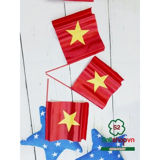 (Hỏa tốc) Cờ đỏ sao vàng cầm tay