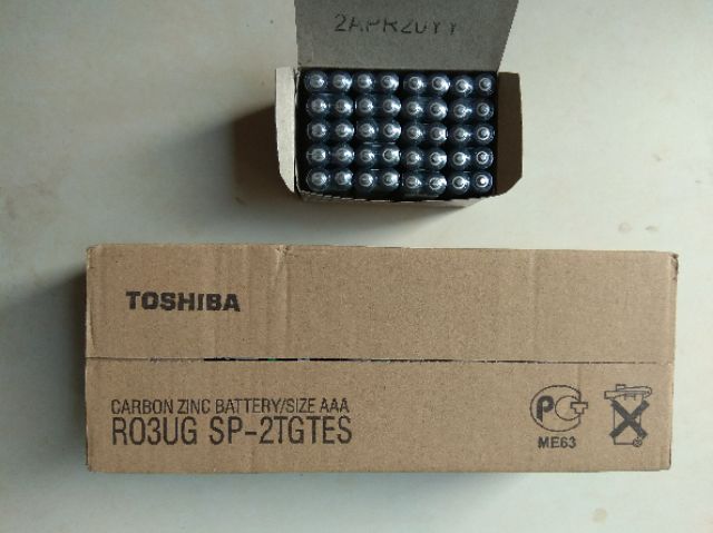 1 cây Pin Toshiba AAA Carbon ( 1 cây 5 hộp, 1 hộp 40 viên)