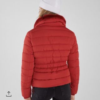 Áo khoác cổ lông Bsk dư xịn