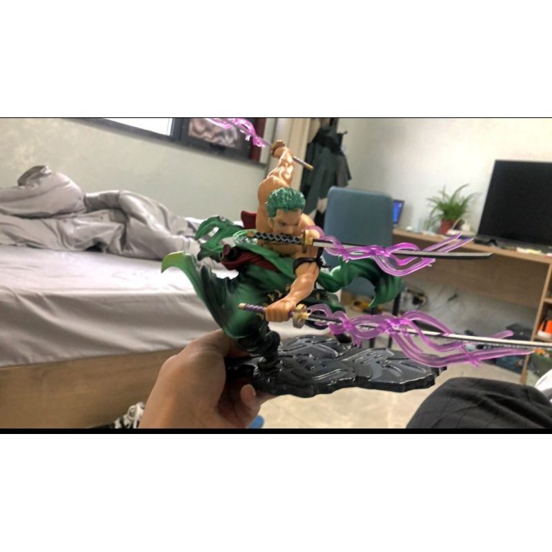 Mô hình Roronoa Zoro 18cm - Hiệu ứng kiếm