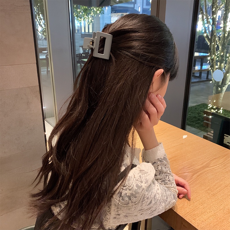 Kẹp tóc thiết kế đơn giản phong cách retro thời trang cho nữ