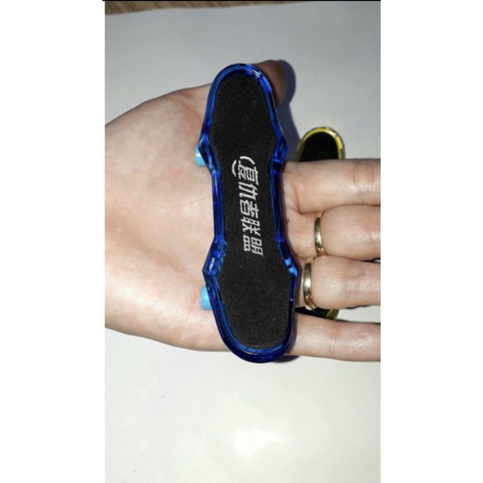 💥 VÁN TRƯỢT NGÓN TAY MINI CHO BÉ CÓ ĐÈN LED💥bán 1 chiếc 💥HÀNG CÓ SẴN 💥💥 hot