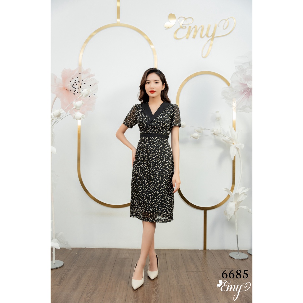 Đầm EMY EM6685 Body Đen Chấm Bi