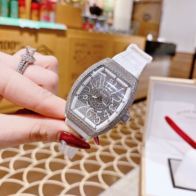 Đồng hồ nữ franck muller v32mm