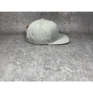 Mũ snapback nixon chính hãng