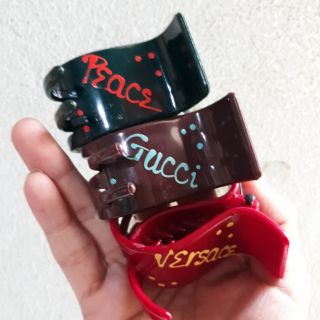 Kẹp tóc 5 răng bóng in chữ (màu và đen)