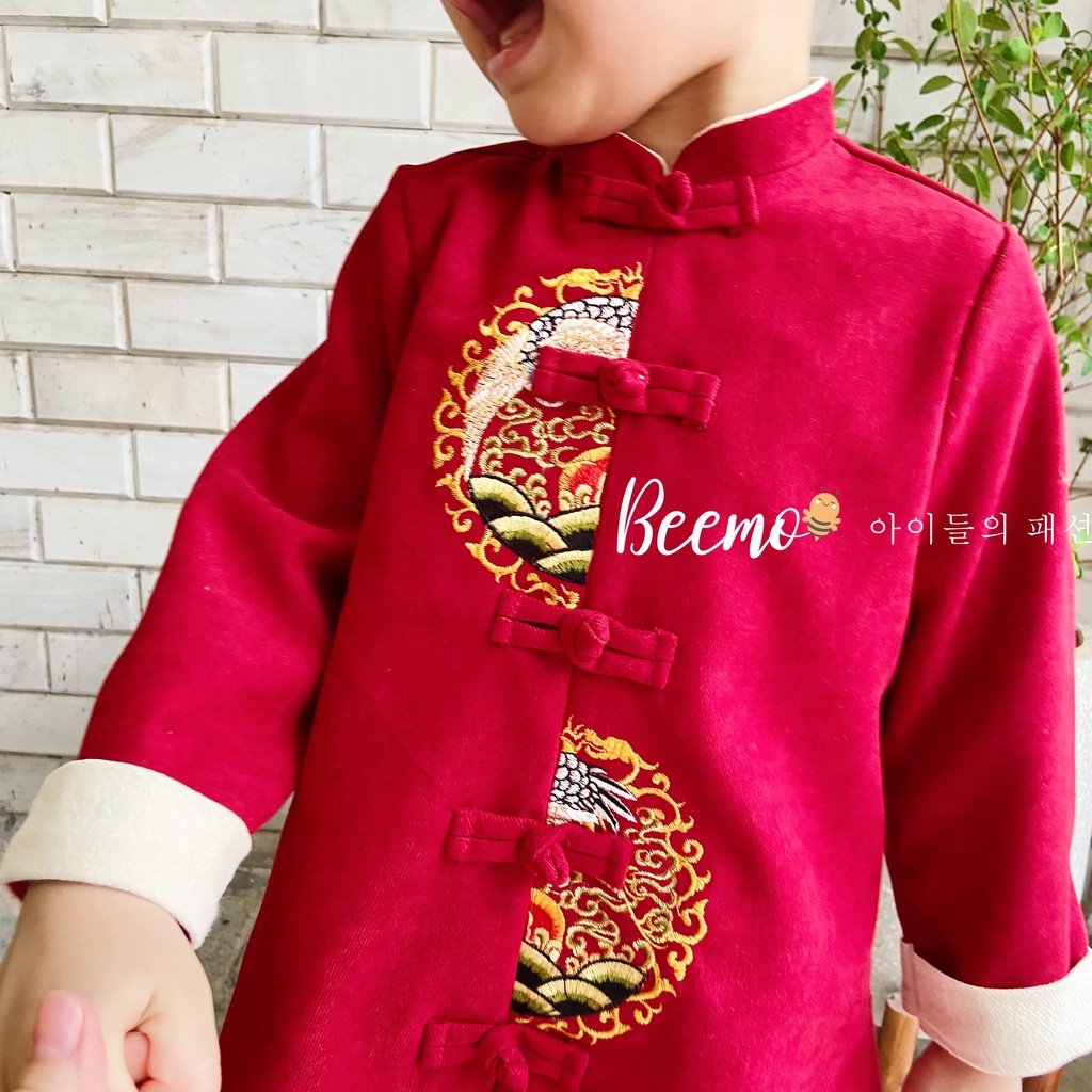 Bộ set áo dài Beemo cho bé trai bé gái từ 1 đến 6 tuổi xẻ tà họa tiết cách điệu 2 màu - 20B100