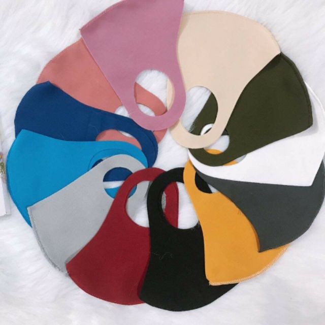 Combo 30 khẩu trang vải nhiều màu ngẫu nhiên thời trang Everest | BigBuy360 - bigbuy360.vn