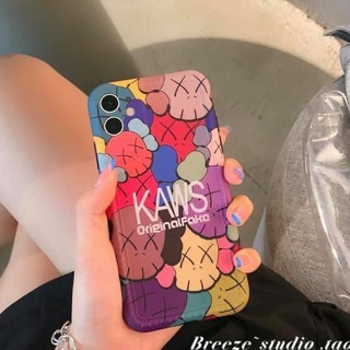 ỐP IPHONE GẤU KAWS  ( IDM chống bẩn , đủ mã iphone)