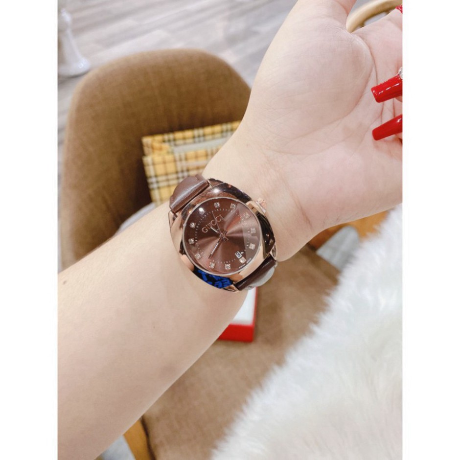 Đồng hồ nữ GUCCI dây da nâu sang trọng, thiết kê tinh tế thời thượng, chống nước, bảo hành 12 tháng