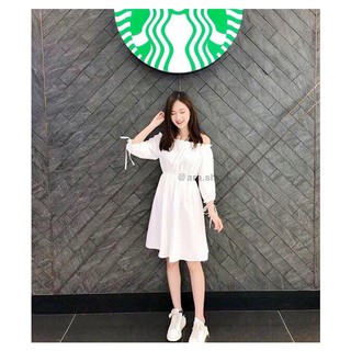 Váy trễ vai tay nơ