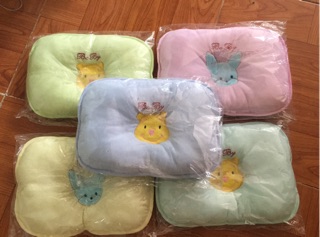 Gối lõm chống bẹp đầu cho bé sơ sinh